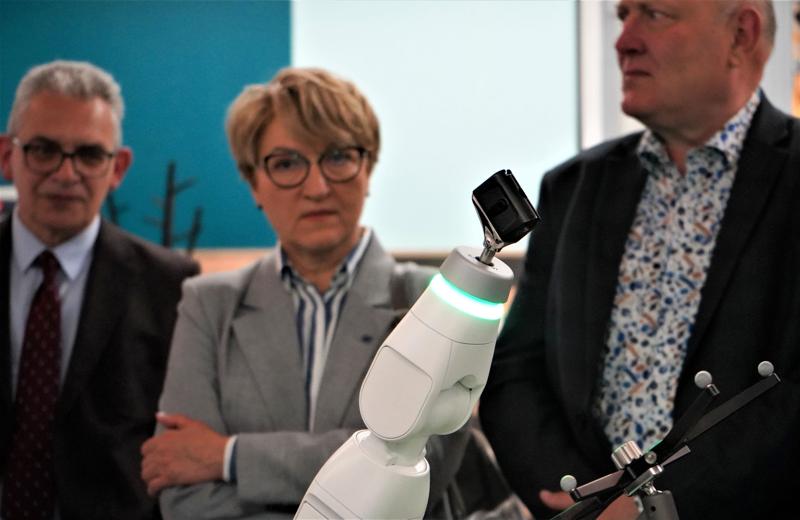 20 maja 2023 r. Collegium Medicum Uniwersytetu Zielonogórskiego i Uniwersytet Medyczny im. Karola Marcinkowskiego w Poznaniu po raz czwarty zorganizowały w Zielonej Górze Mistrzostwa Polski w Szyciu Chirurgicznym