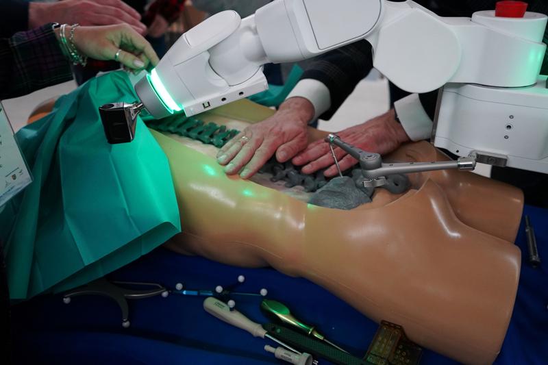 20 maja 2023 r. Collegium Medicum Uniwersytetu Zielonogórskiego i Uniwersytet Medyczny im. Karola Marcinkowskiego w Poznaniu po raz czwarty zorganizowały w Zielonej Górze Mistrzostwa Polski w Szyciu Chirurgicznym