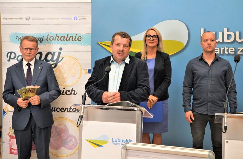 29 maja 2023 r. na konferencji prasowej w UMWL Lubuskie Centrum Produktu Regionalnego podsumowało kampanię promującą produkty regionalne