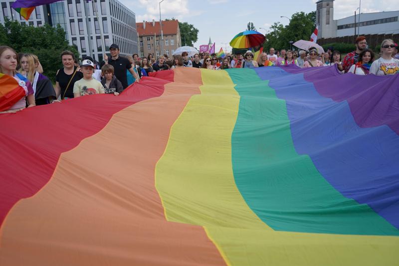 10 czerwca 2023 r. ulicami Zielonej Góry przeszedł VI Marsz Równości pod patronatem marszałek województwa lubuskiego Elżbiety Anny Polak