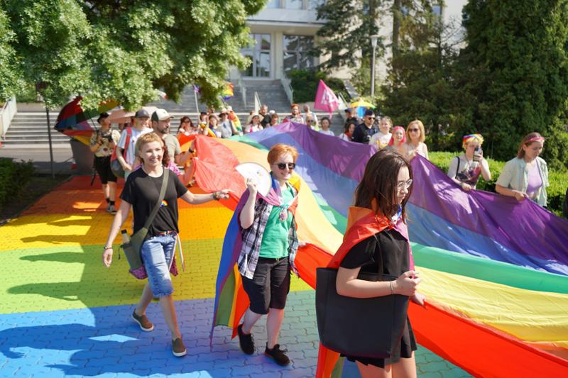 10 czerwca 2023 r. ulicami Zielonej Góry przeszedł VI Marsz Równości pod patronatem marszałek województwa lubuskiego Elżbiety Anny Polak