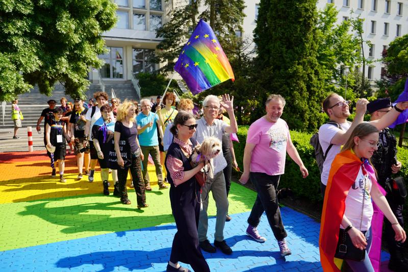 10 czerwca 2023 r. ulicami Zielonej Góry przeszedł VI Marsz Równości pod patronatem marszałek województwa lubuskiego Elżbiety Anny Polak