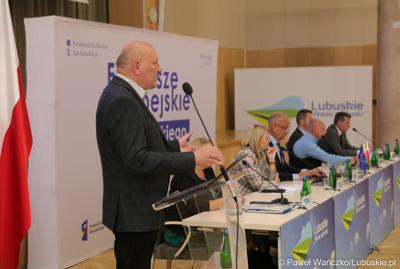 Celem spotkania w Urzędzie Marszałkowskim Województwa Lubuskiego było przekazanie potencjalnym beneficjentom bieżących informacji na temat realizacji programu Fundusze Europejskie dla Lubuskiego 2021-2027.