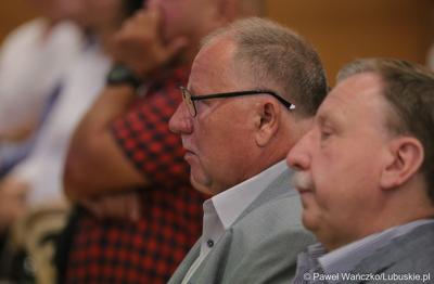 Przedstawiciele organizacji pracodawców, przedsiębiorców i instytucji okołobiznesowych ws. funduszy unijnych wzięli udział w spotkaniu dot. możliwości skorzystania z unijnych środków. 