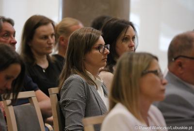 Celem spotkania w Urzędzie Marszałkowskim Województwa Lubuskiego było przekazanie potencjalnym beneficjentom bieżących informacji na temat realizacji programu Fundusze Europejskie dla Lubuskiego 2021-2027.