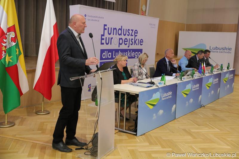 Celem spotkania w Urzędzie Marszałkowskim Województwa Lubuskiego było przekazanie potencjalnym beneficjentom bieżących informacji na temat realizacji programu Fundusze Europejskie dla Lubuskiego 2021-2027.