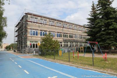 Termomodernizacja Szkoły Podstawową w Wiechlicach 