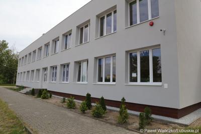 Termomodernizacja Szkoły Podstawową w Wiechlicach 