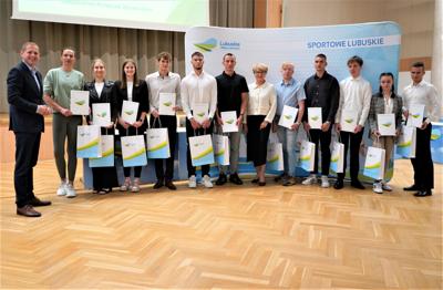 14 czerwca 2023 r. w urzędzie marszałkowskim odbyła się druga tura rozdania stypendiów sportowych Marszałka Województwa Lubuskiego