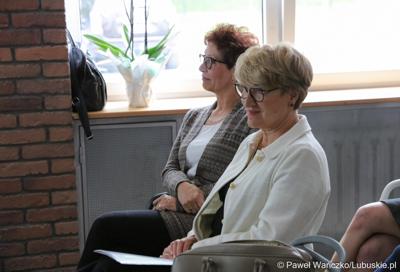 Marszałek Elżbieta Anna Polak uczestniczy w jubileuszu 35-lecia istnienia Terenowego Komitetu Ochrony Praw Dziecka w Zielonej Górze