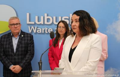 Uczestnicy konferencji prasowej dot. dofinansowania szczepień przeciwko grypie dla osób 65+ w woj. lubuskim
