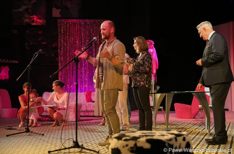 Uroczysta gala plebiscytu LEONY 2022/2023 w Lubuskim Teatrze