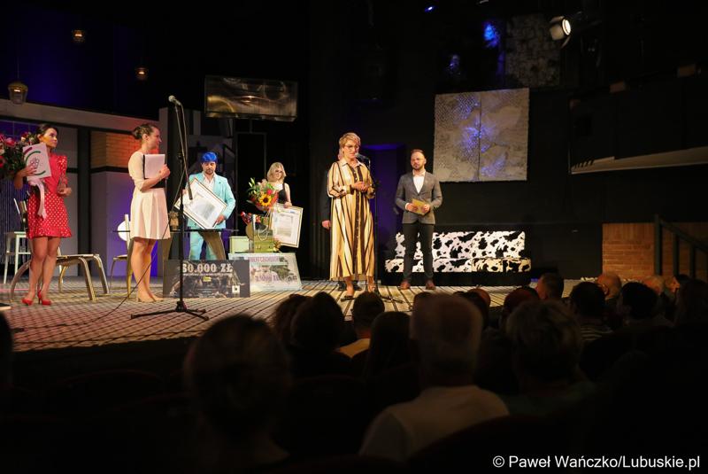 Uroczysta gala plebiscytu LEONY 2022/2023 w Lubuskim Teatrze