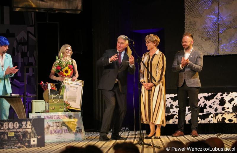 Uroczysta gala plebiscytu LEONY 2022/2023 w Lubuskim Teatrze