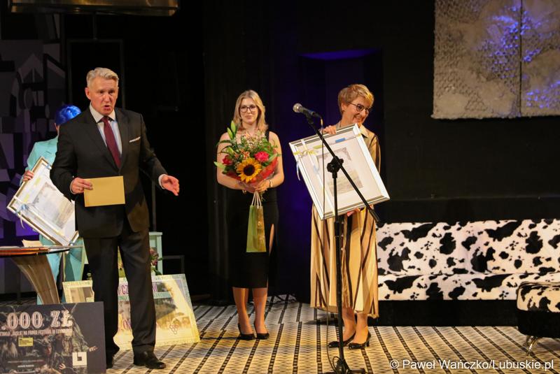 Lubuski Teatr otrzymał od samorządu województwa lubuskiego wsparcie w kwocie 200 tys. zł. Pieniądze zostaną przeznaczone na wyjazd na największy festiwal teatralny na świecie – Fringe Festival w Edynburgu.