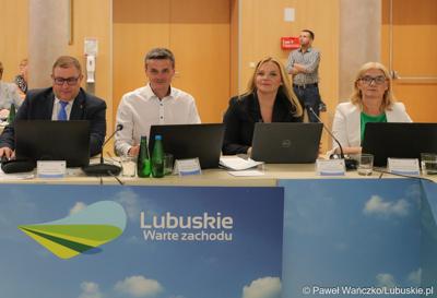 Radni wojewódzcy podczas czerwcowej sesji Sejmiku Województwa Lubuskiego