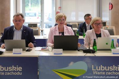 Radni wojewódzcy podczas czerwcowej sesji Sejmiku Województwa Lubuskiego