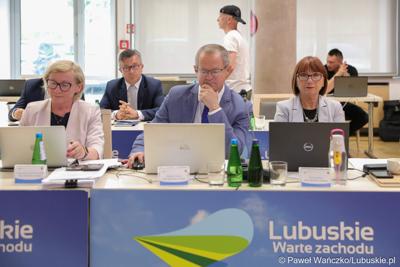 Radni wojewódzcy podczas czerwcowej sesji Sejmiku Województwa Lubuskiego