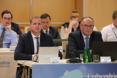 Wicemarszałkowie Województwa Lubuskiego Łukasz Porycki (z lewej) i Stanisław Tomczyszyn