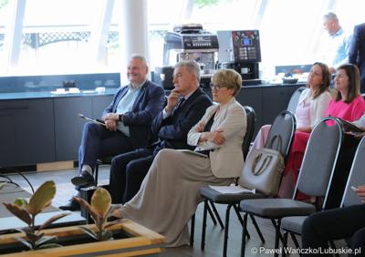 Marszałek Elżbieta Anna Polak na Konwencie Zrzeszenia Gmin Województwa Lubuskiego w Jasionce