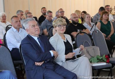 Marszałek Elżbieta Anna Polak na Konwencie Zrzeszenia Gmin Województwa Lubuskiego w Jasionce