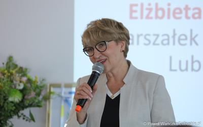 Wystąpienie marszałek Elżbiety Anny Polak podczas Konwentu Zrzeszenia Gmin Województwa Lubuskiego, które odbyło się w Jesionce (gmina Kolsko)
