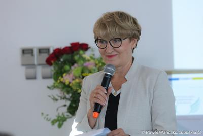 Wystąpienie marszałek Elżbiety Anny Polak podczas Konwentu Zrzeszenia Gmin Województwa Lubuskiego, które odbyło się w Jesionce (gmina Kolsko)