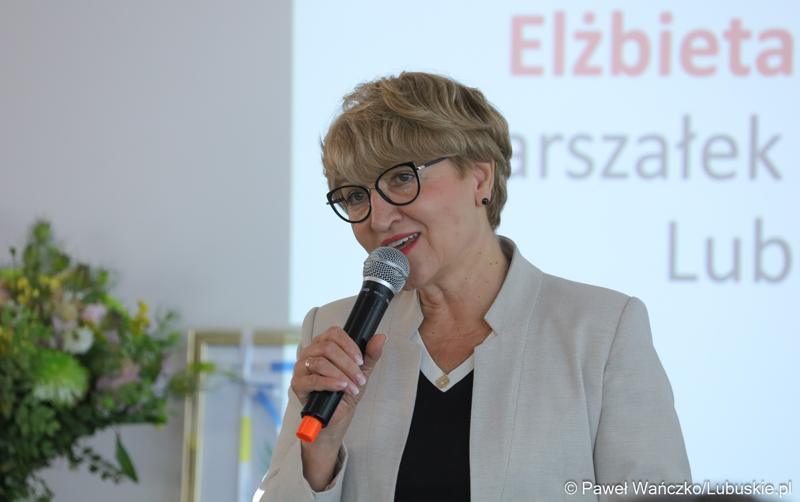 Wystąpienie marszałek Elżbiety Anny Polak podczas Konwentu Zrzeszenia Gmin Województwa Lubuskiego, które odbyło się w Jesionce (gmina Kolsko)