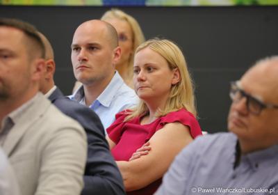 Uczestnicy konferencji poświęconej prezentacji Parku Technologii Kosmicznych w Zielonej Górze