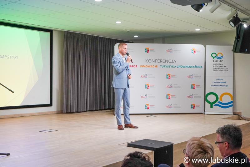 Łukasz Porycki - Wicemarszałek Województwa Lubuskiego na widowni