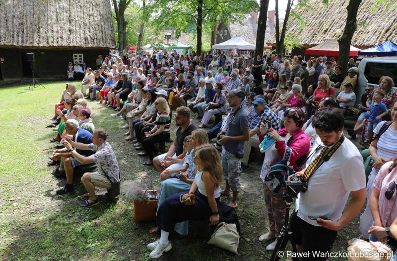 Uczestnicy wydarzenia "Dobre, smaczne, bo lubuskie” w Muzeum Etnograficznym w Zielonej Górze Ochli