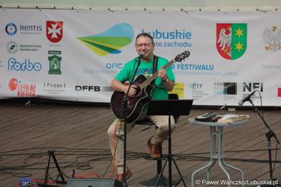Recital Zbigniewa Zamachowskiego podczas otwarcia 52. Lubuskiego Lata Filmowego w Łagowie