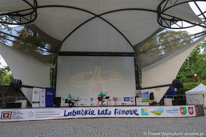Recital Zbigniewa Zamachowskiego podczas otwarcia 52. Lubuskiego Lata Filmowego w Łagowie