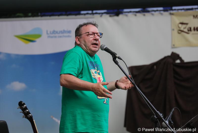 Recital Zbigniewa Zamachowskiego podczas otwarcia 52. Lubuskiego Lata Filmowego w Łagowie
