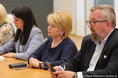 Uczestnicy spotkania przedstawicieli Urzędu Marszałkowskiego Województwa Lubuskiego z delegacją z Ukrainy 