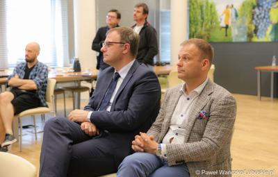 Uczestnicy konferencji prasowej na temat “Możliwości i kierunki rozwoju Parku Technologii Kosmicznych. 