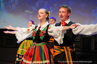 Koncert inauguracyjny Międzynarodowego Festiwalu Folkloru „Oblicza Tradycji” odbył się w Centrum Kreatywnej Kultury przy Regionalnym Centrum Animacji Kultury