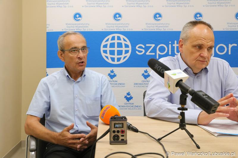 Na zdjęciu (od lewej): wiceprzewodniczący lubuskiego Sejmiku Mirosław Marcinkiewicz oraz prezes szpitala w Gorzowie Jerzy Ostrouch