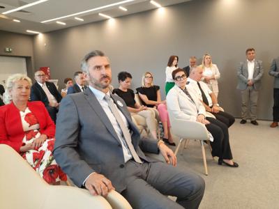 26 lipca 2023 r. Gminny Ośrodek Kultury w Kłodawie. Podpisanie umów z gminami na północy województwa na dofinansowanie na zadania własne z zakresu ochrony przeciwpożarowej. 