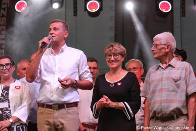Wójt Przytocznej Bartłomiej Kucharyk przemawia podczas Święta Województwa Lubuskiego w Przytocznej
