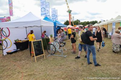 Uczestnicy Pikniku Zdrowia i Profilaktyki w Szprotawie