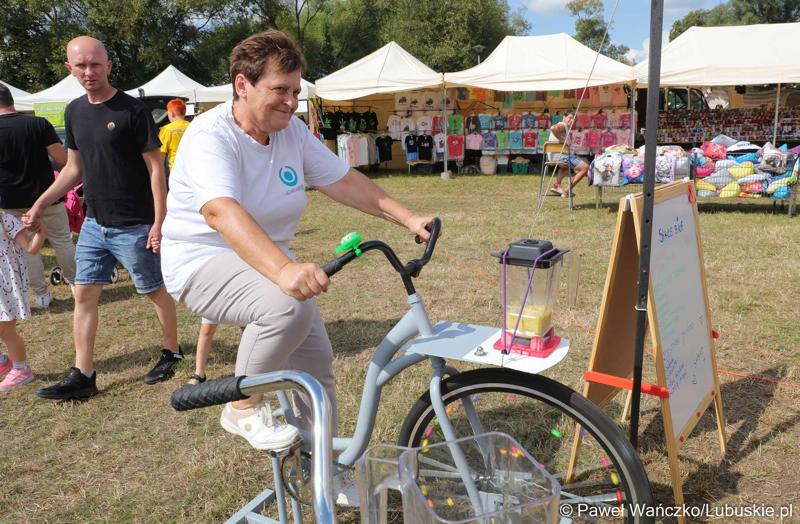 Uczestniczka Pikniku Zdrowia i Profilaktyki w Szprotawie