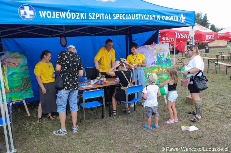 Uczestnicy Pikniku Zdrowia i Profilaktyki w Szprotawie