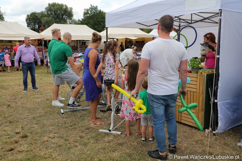Uczestnicy Pikniku Zdrowia i Profilaktyki w Szprotawie