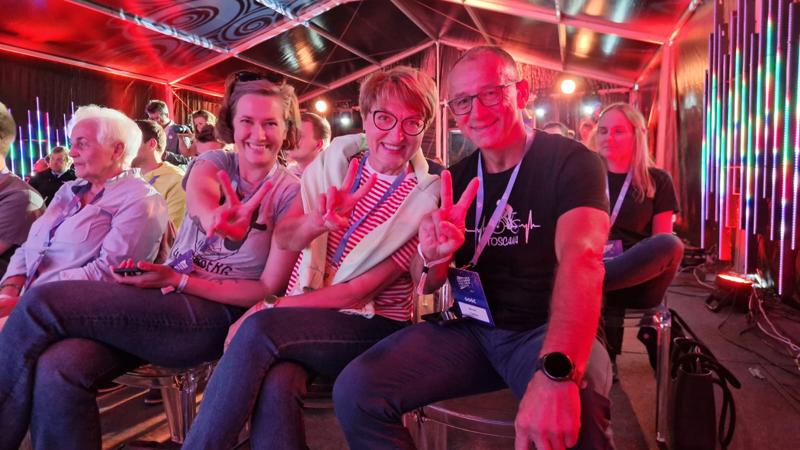 Marszałek Elżbieta Anna Polak, wicedyrektorka Departamentu Ochrony Zdrowia urzędu marszałkowskiego Mirosława Dulat oraz burmistrz Krosna Odrz. Marek Cebula