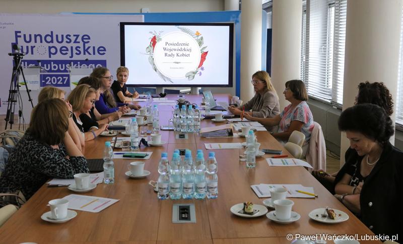Posiedzenie Wojewódzkiej Rady Kobiet w urzędzie marszałkowskim Zielonej Górze