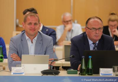 Wicemarszałkowie Województwa Lubuskiego; Łukasz Porycki (z lewej) i Stanisław Tomczyszyn