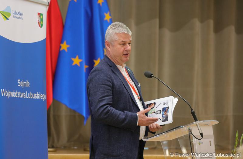 Marek Działoszyński, dyr szpitala Uniwersyteckiego w Zielonej Górze podczas LV Sesji Sejmiku Województwa Lubuskiego