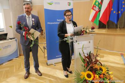 Lubuscy parlamentarzyści: Posłanka Krystyna Sibińska oraz poseł Waldemar Sługocki.
