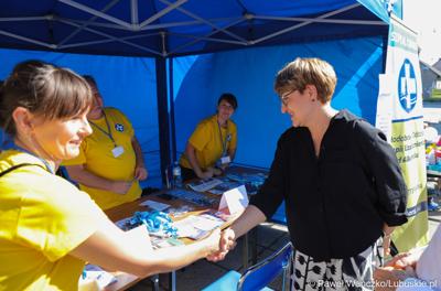 Marszałek Elżbieta Anna Polak na Pikniku Zdrowia i Profilaktyki w Kargowej